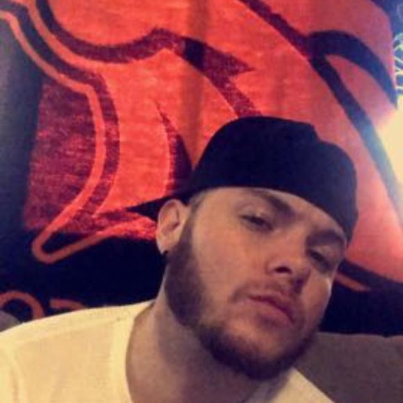 Meet your Posher, Andrew - Picture 1 of 1